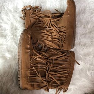 Minnetonka fringe booties